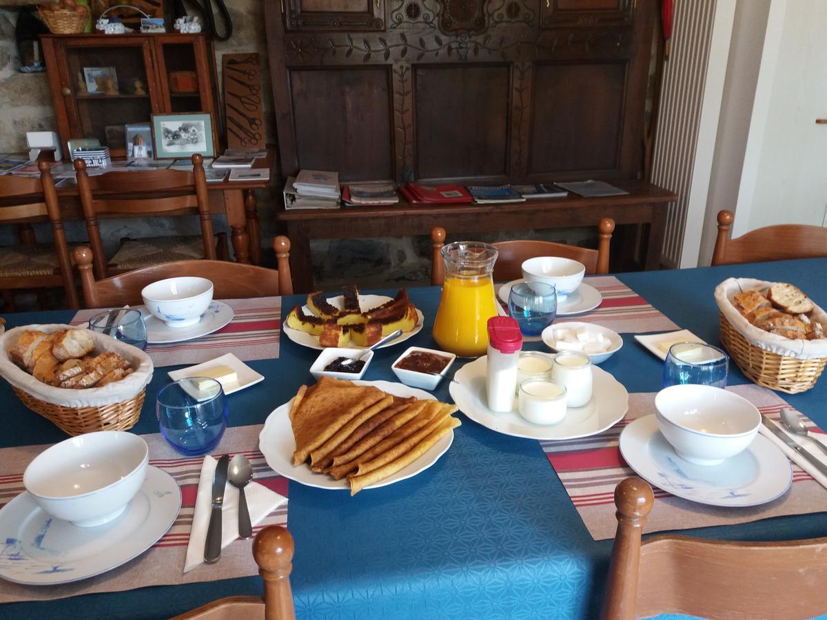 Bed and Breakfast La Ferme Du Bout Du Monde Plogoff Exterior foto